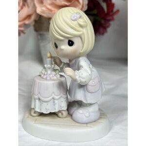 PreciouS Moments A MOTHER'S‎ LOVE IS A WARM GLOW